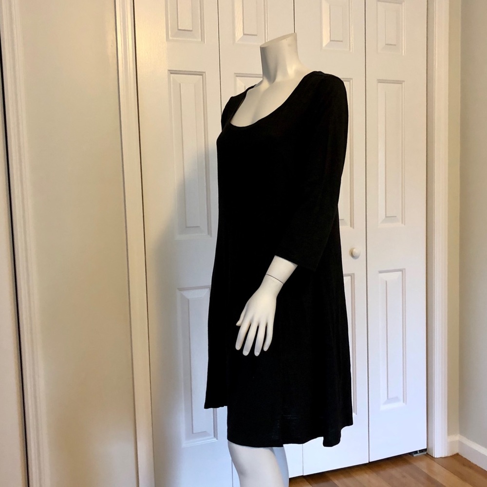 3/4 sleeve black dress